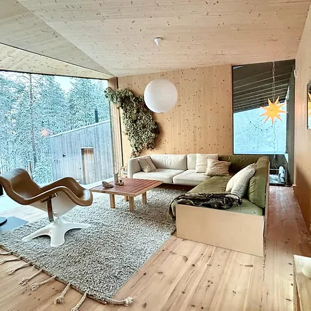 Jaekaelae - An Architectural Wooden By The