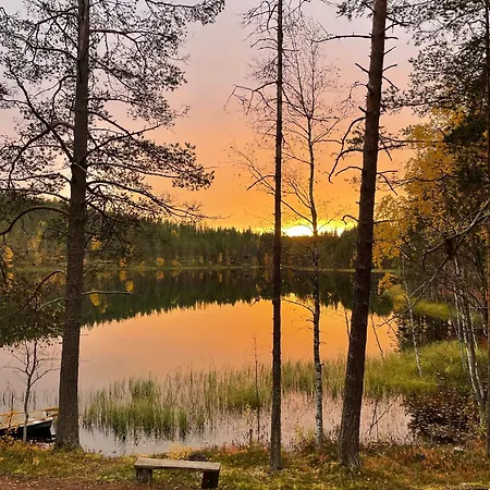 Wood Villa Like In The Middle Of Lapland'S Nature